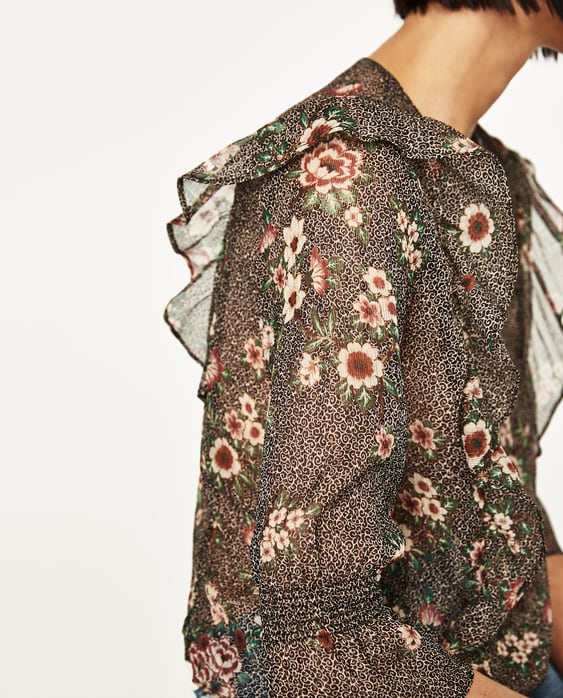 PRINTED BLOUSE WITH FRILLS