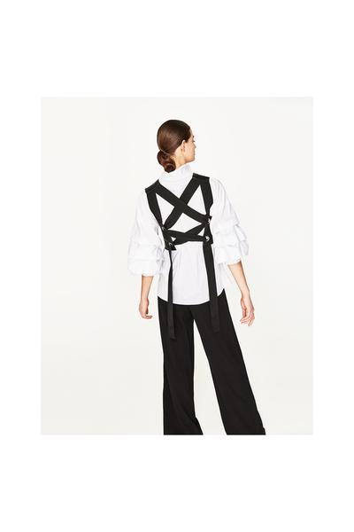 Imagen 5 de TOP POLIPIEL LAZO ESPALDA de Zara