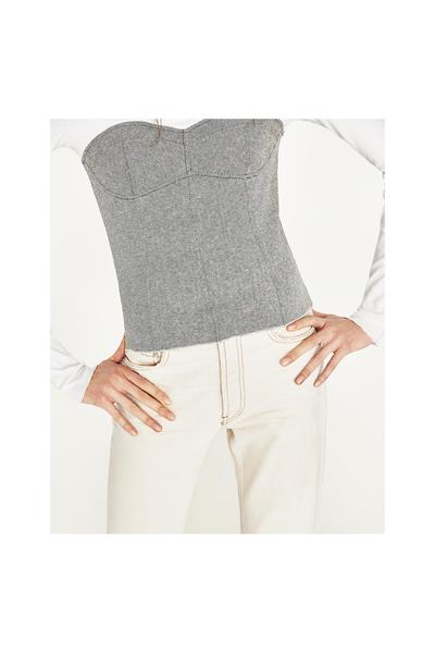 Imagen 2 de CAMISETA CORSÉ de Zara