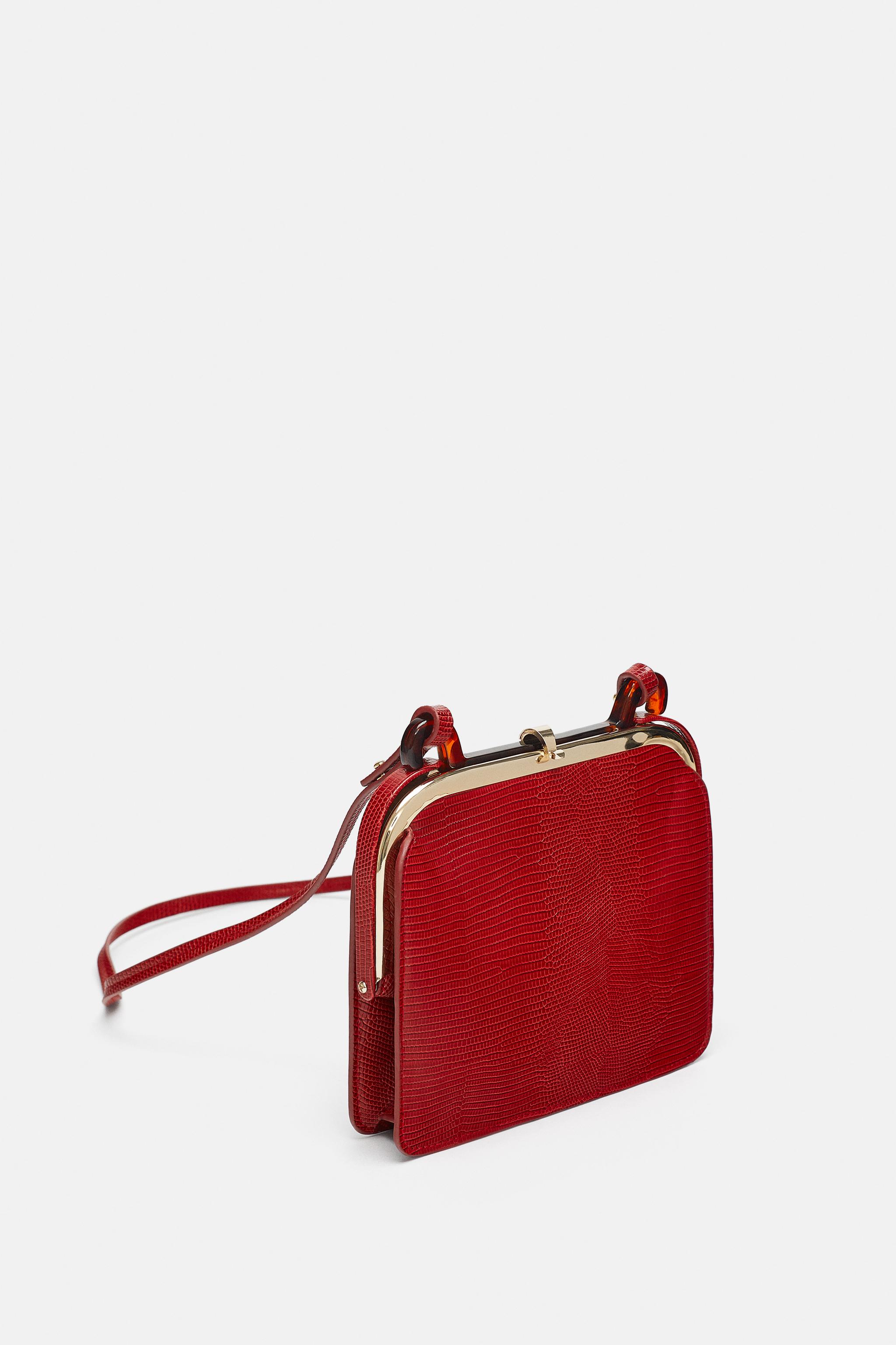 ë°ì´ë리 Zara EMBROSSED CROSSBODY BAG