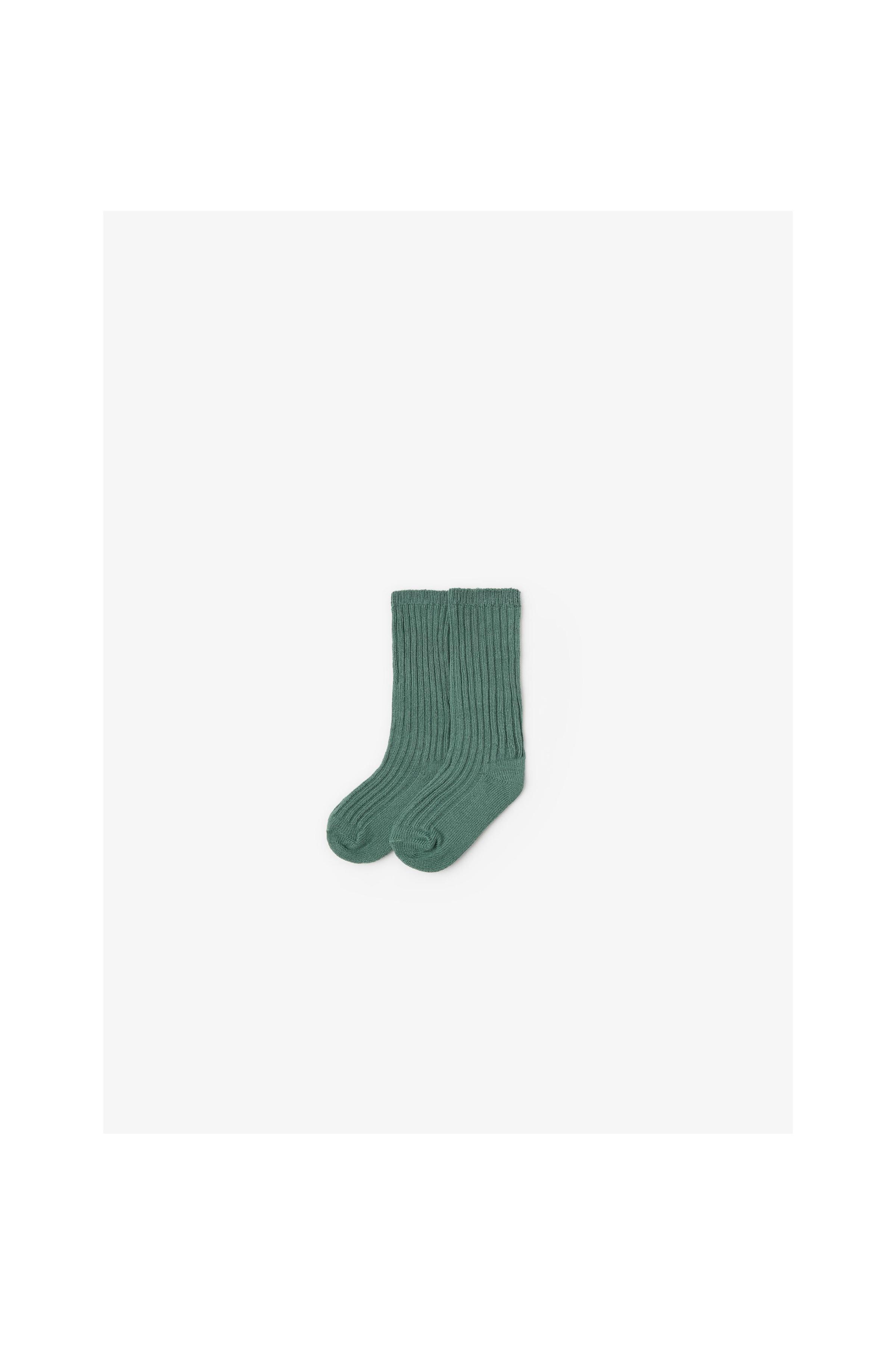 Zara BASIC RIBBED TWISTED KNIT SOCKS