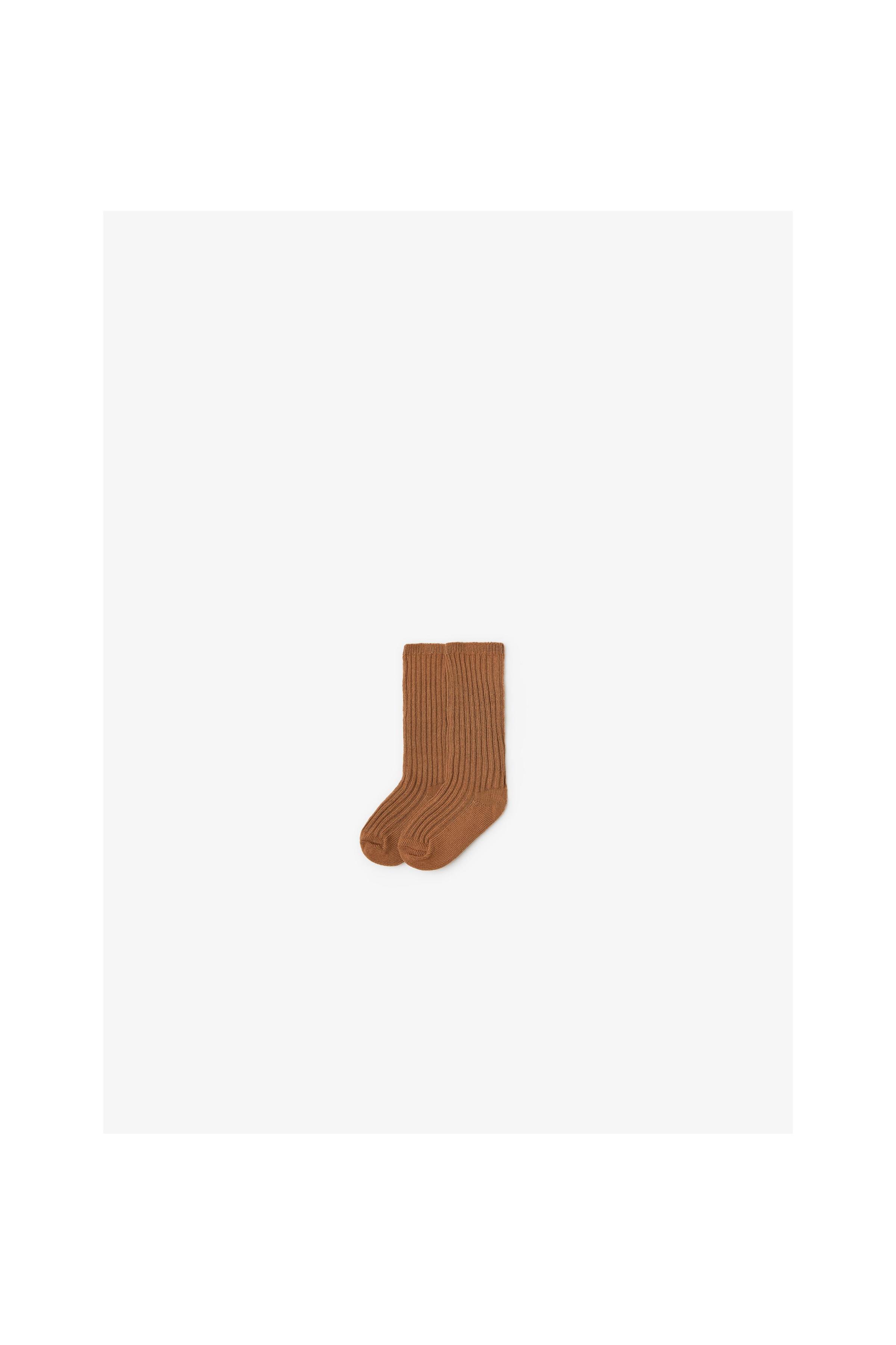 Zara BASIC RIBBED TWISTED KNIT SOCKS