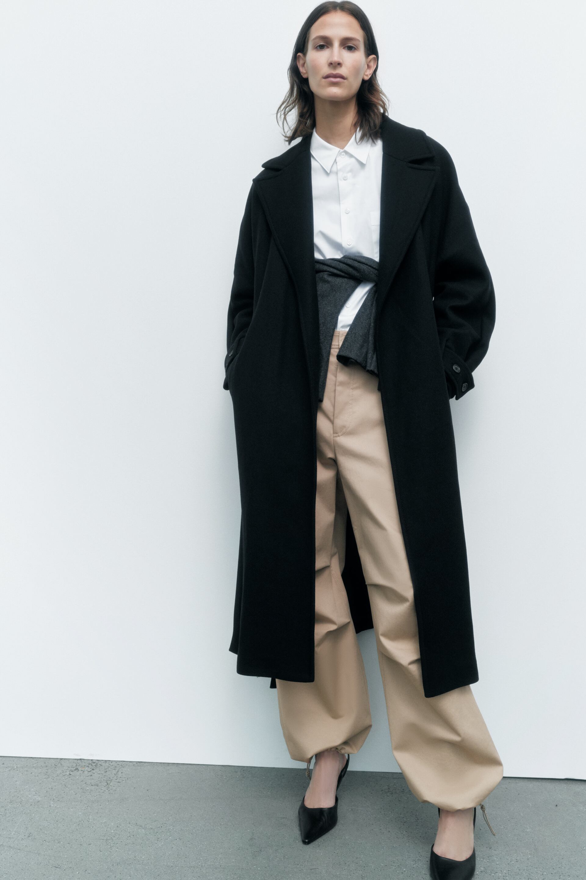 Mode à petit prix: découvrez ce magnifique manteau en laine à ceinture noir de chez Zara !