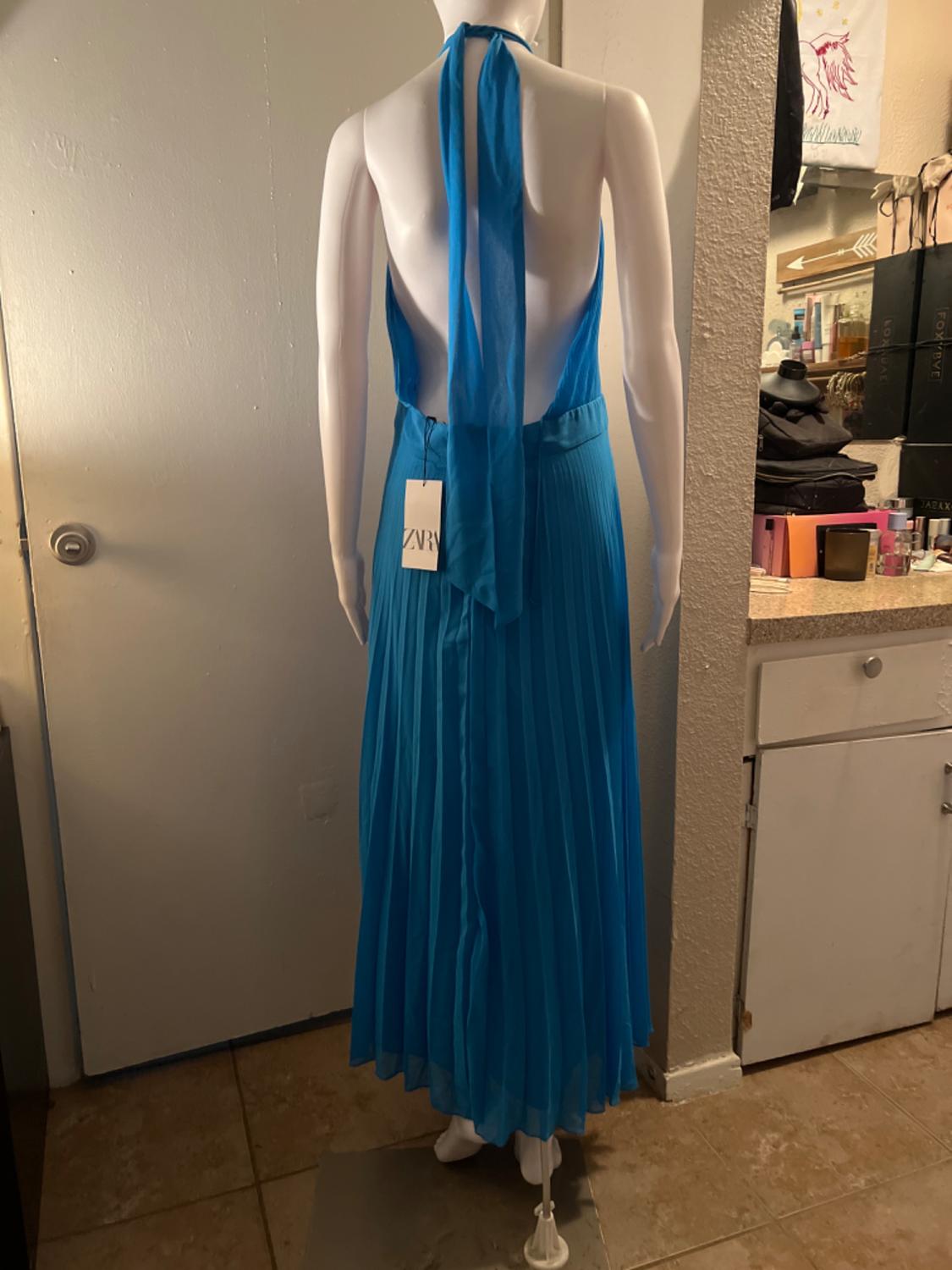 VESTIDO LENCERO PLISADO - Image 2