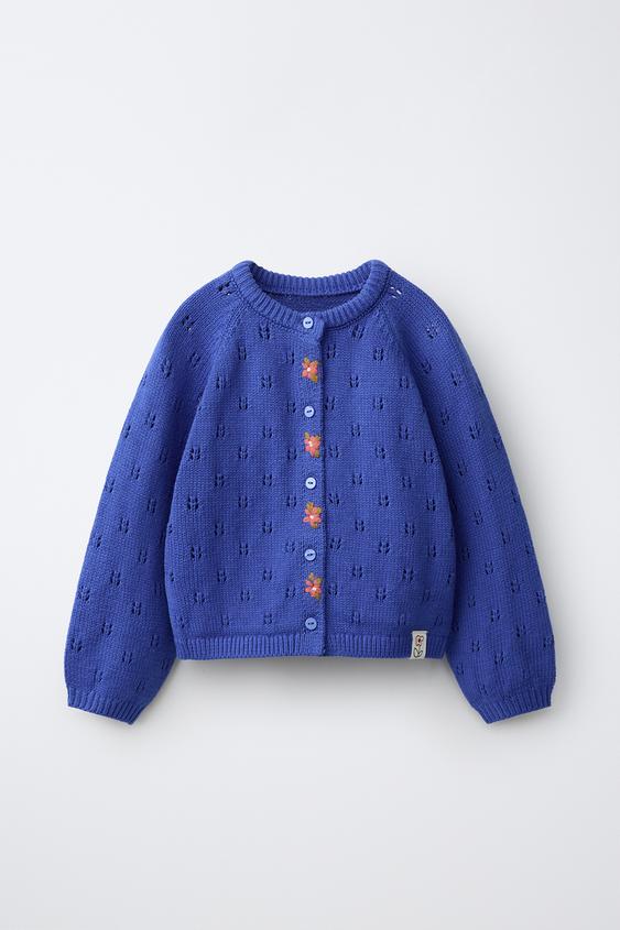 CARDIGAN WITH EMBROIDERED FLOWERS - Electric blue de Zara - Imagen 0