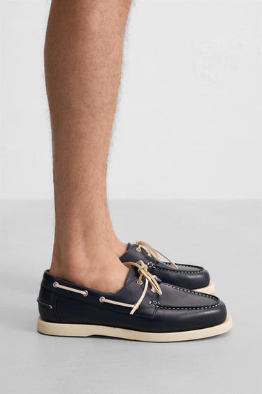 CHAUSSURES BATEAU EN CUIR - Bleu de Zara - Image 1