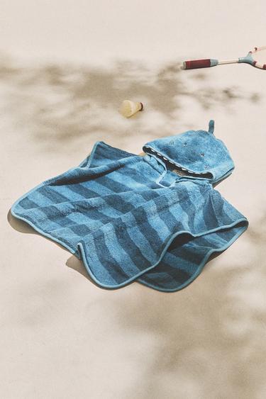 PONCHO DE PLAGE ENFANT REQUIN - Bleu de Zara