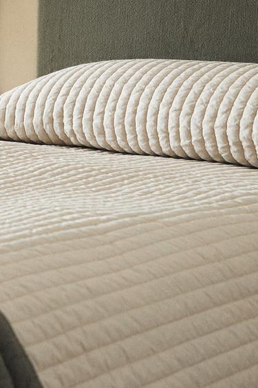 CHILDREN'S REVERSIBLE STRIPED QUILT - Grey / Beige by Zara - Image 5
