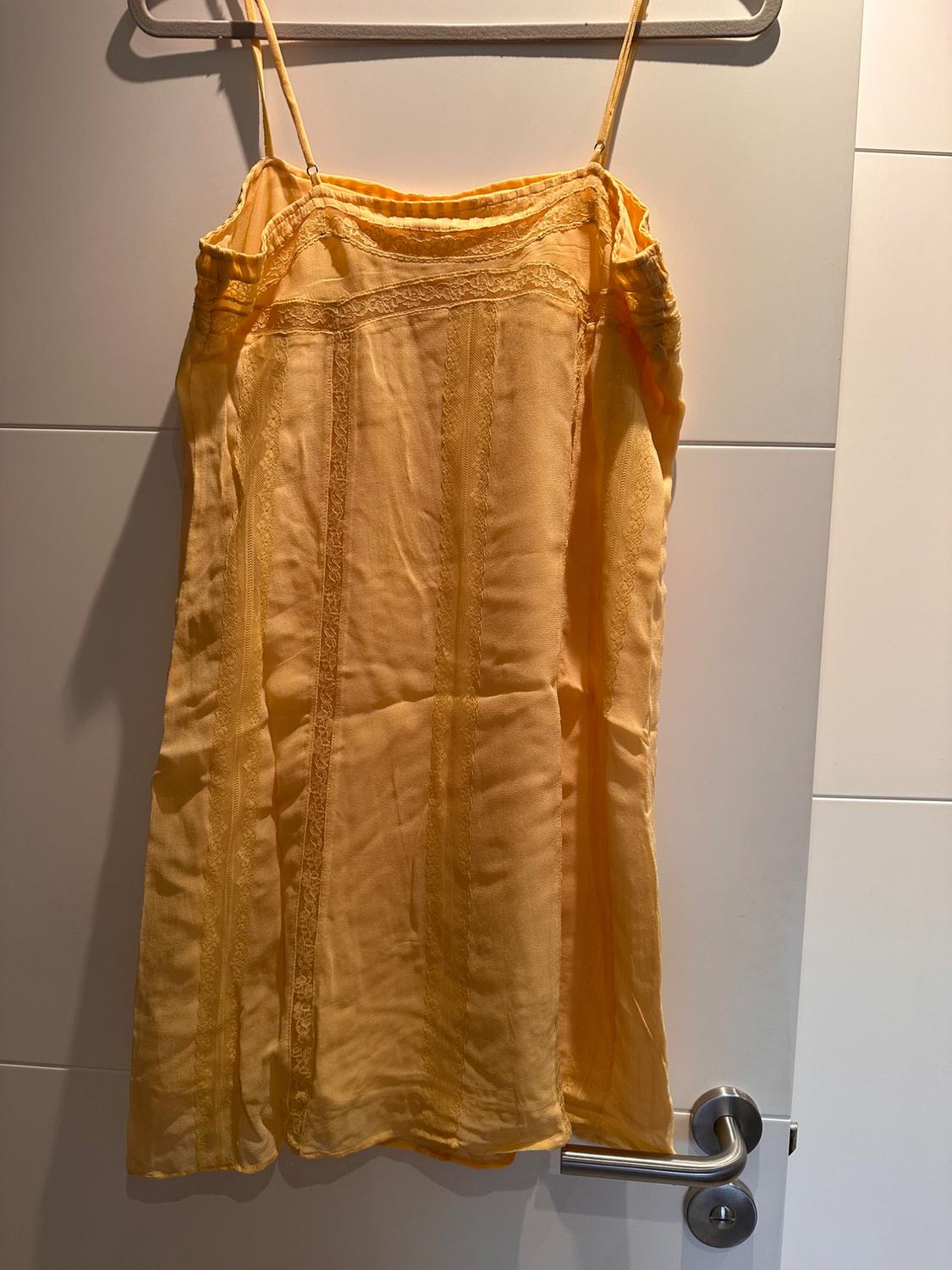 ΚΟΝΤΟ ΦΟΡΕΜΑ ΣΕ ΣΤΥΛ LINGERIE - Image 2