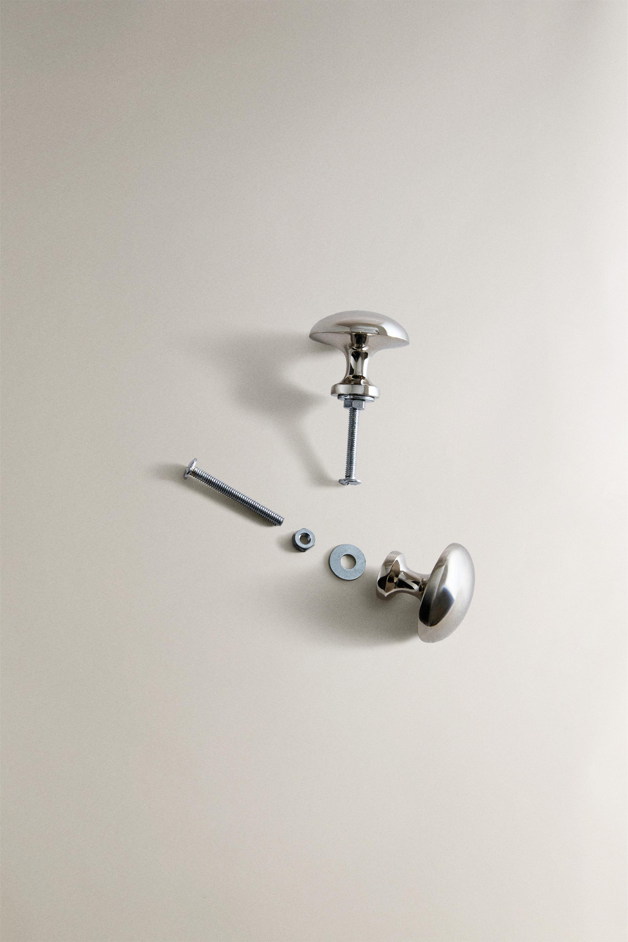 PACK OF ROUND METAL KNOBS (PACK OF 2)