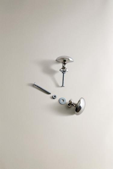 PACK OF ROUND METAL DOOR KNOBS (PACK OF 2) - Silver by Zara - Image 2