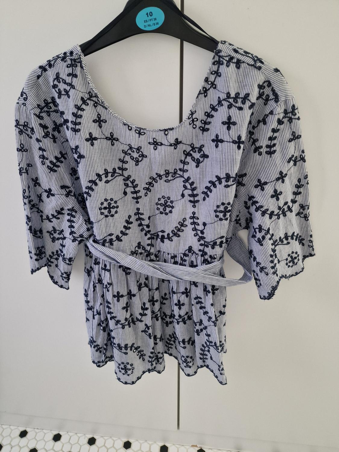 TOP WITH CUTWORK EMBROIDERY