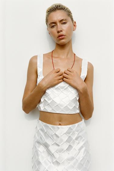 TOP COURT SATINÉ PLISSÉ LOSANGES - Blanc de Zara - Image 0