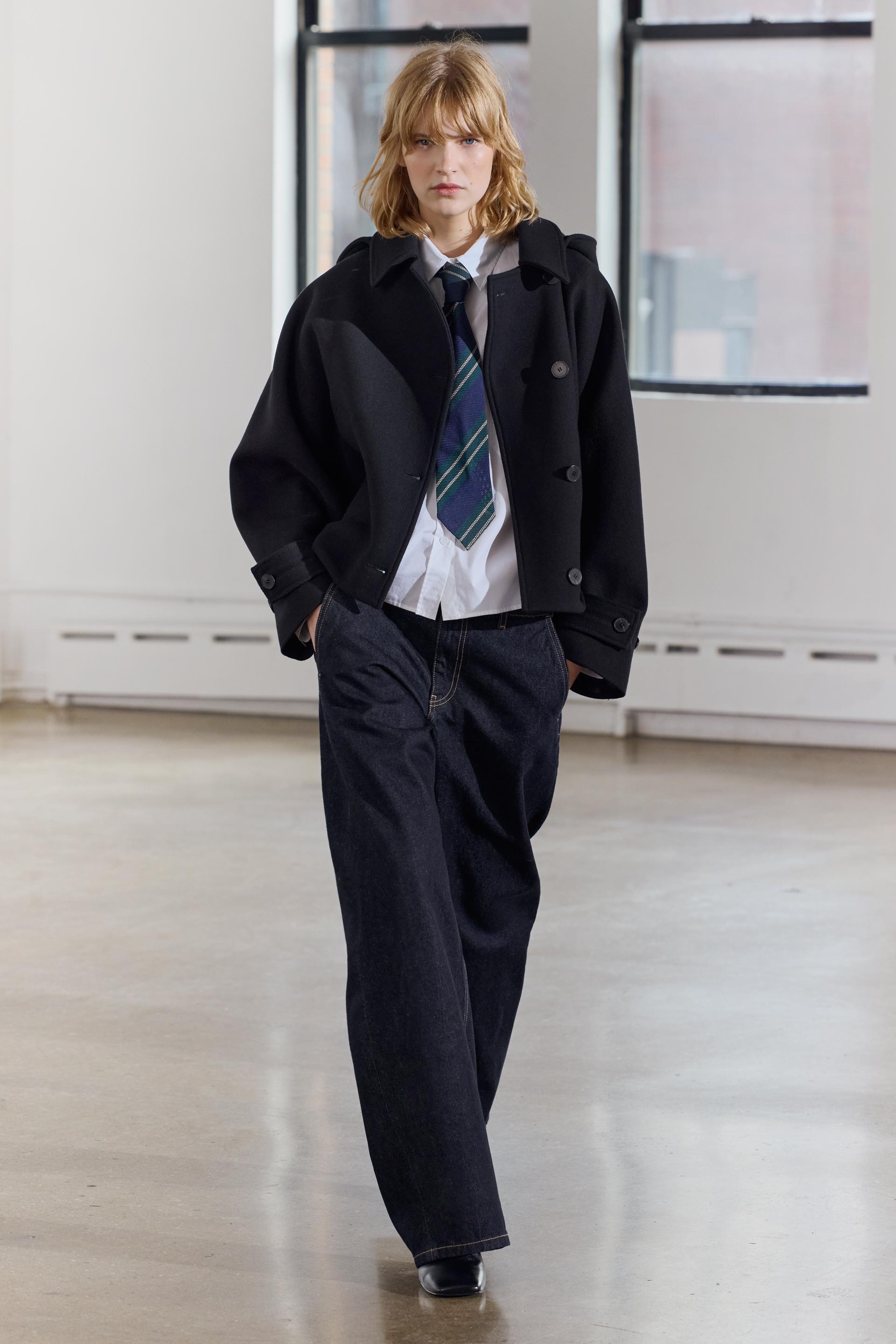zara ZW COLLECTION ショート丈ケープ zara ZW COLLECTION ショート丈ケープ