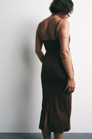 ROBE MIDI SATINÉE EN DENTELLE - Marron | France ROBE MIDI SATINÉE EN DENTELLE - Marron | France