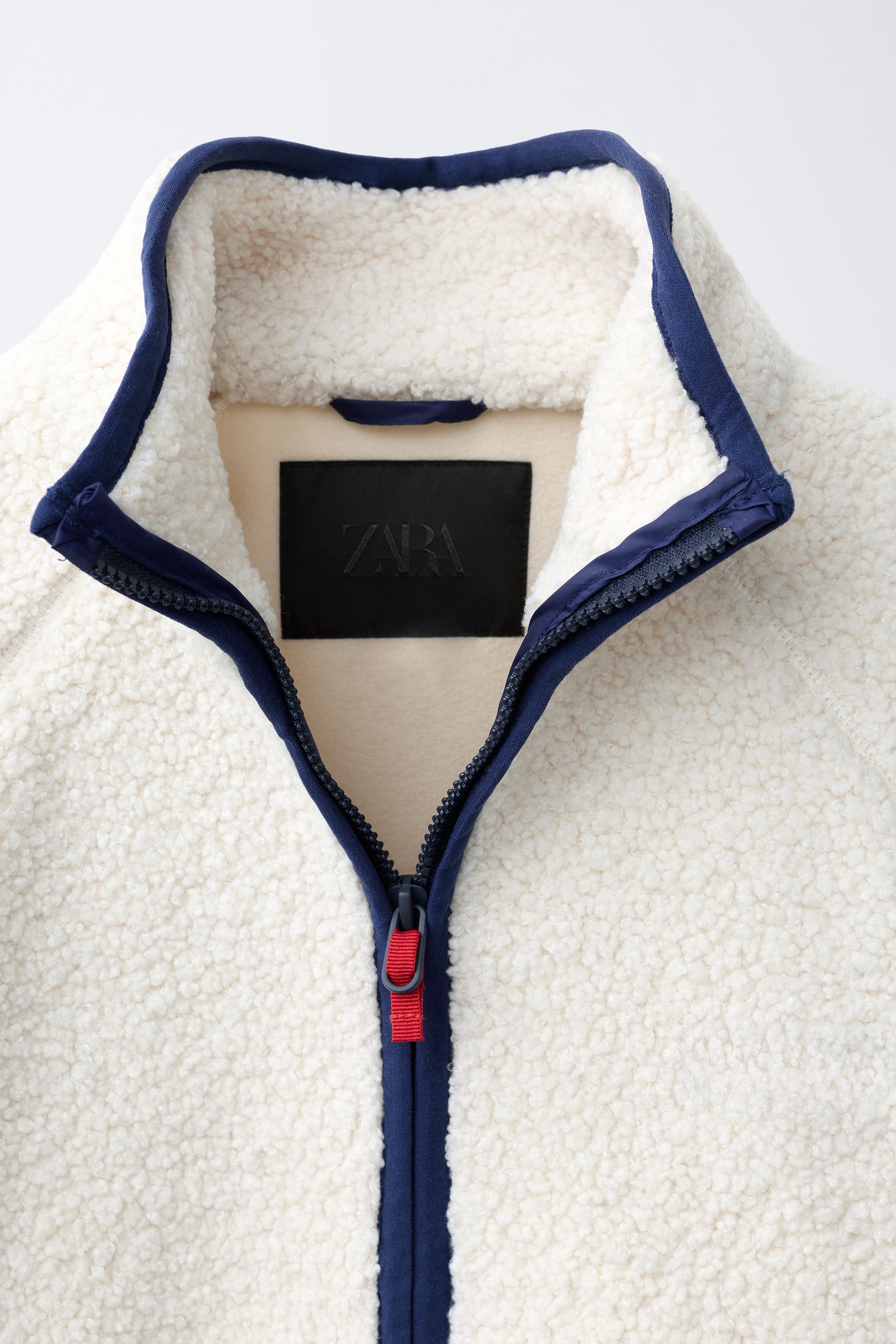 FLEECE JACKET