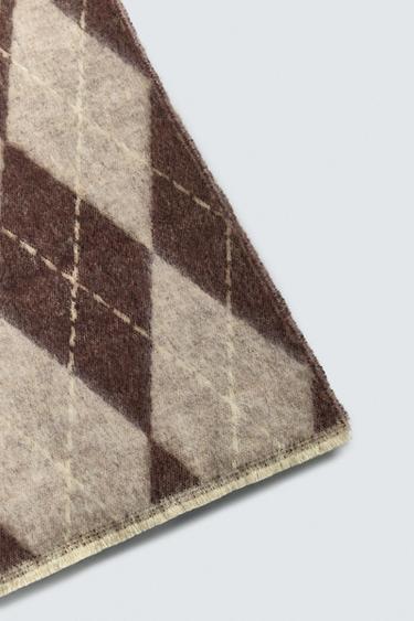 ÉCHARPE EN JACQUARD À LOSANGES - Beige-marron de Zara - Image 4