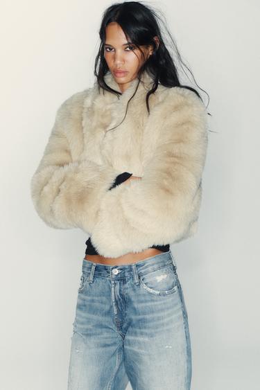 Zaras KORT KAPPA MED FUSKPÄLS - Beige