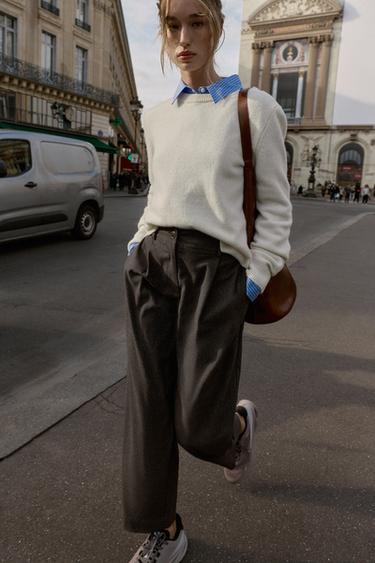 MID-WAIST TROUSERS WITH PLEATS AND ELASTICATED BACK - Brown by Zara