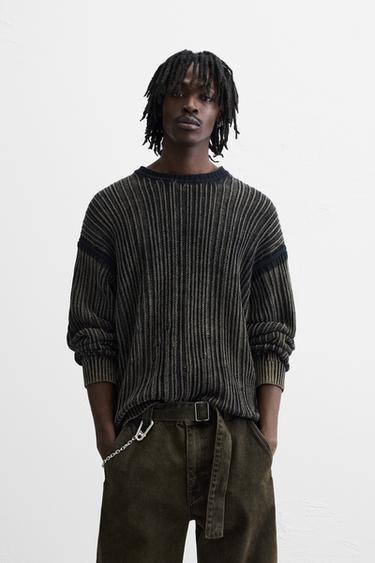 SUÉTER COM TEXTURA ESTAMPADA - Marrom da Zara