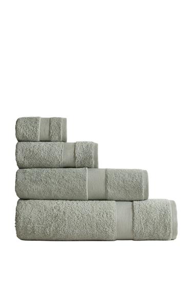 منشفة حمام قطن فاخر (600 غxم²) - أزرق / أخضر الخاص بـ Zara
