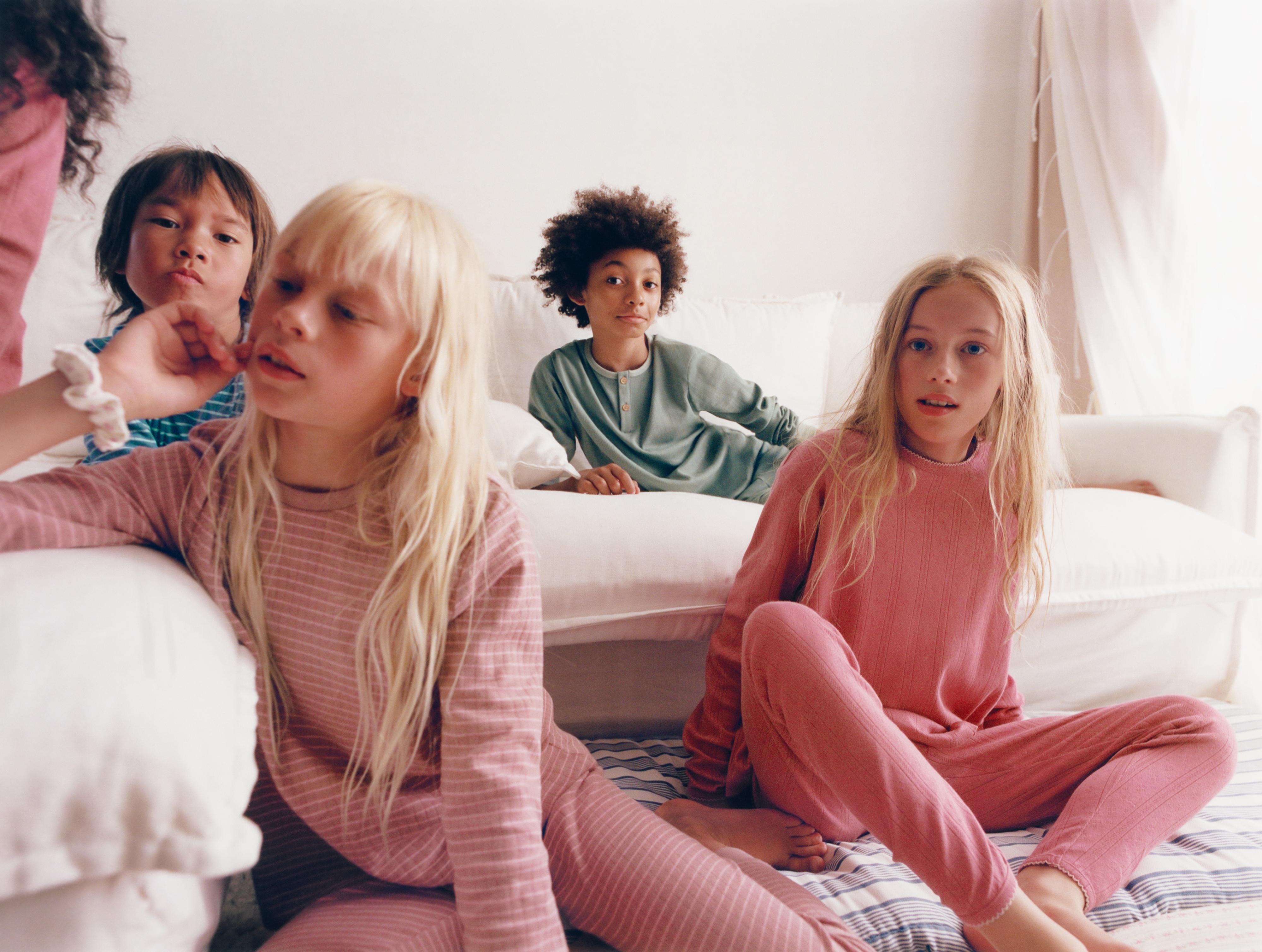 6-14 YEARS/ STRIPED PYJAMAS — Pink