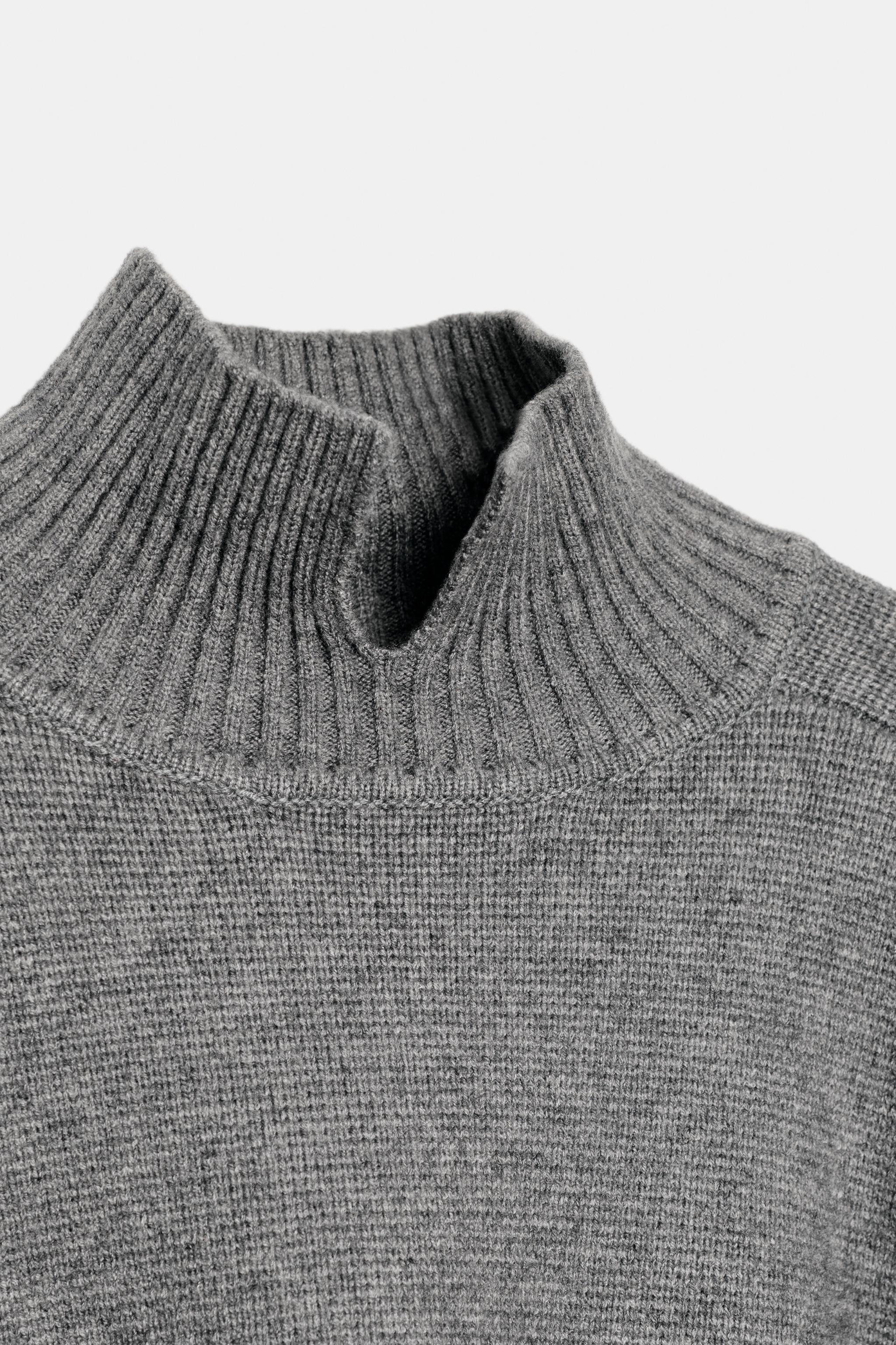 KNIT JUMPER WITH NECK OPENING