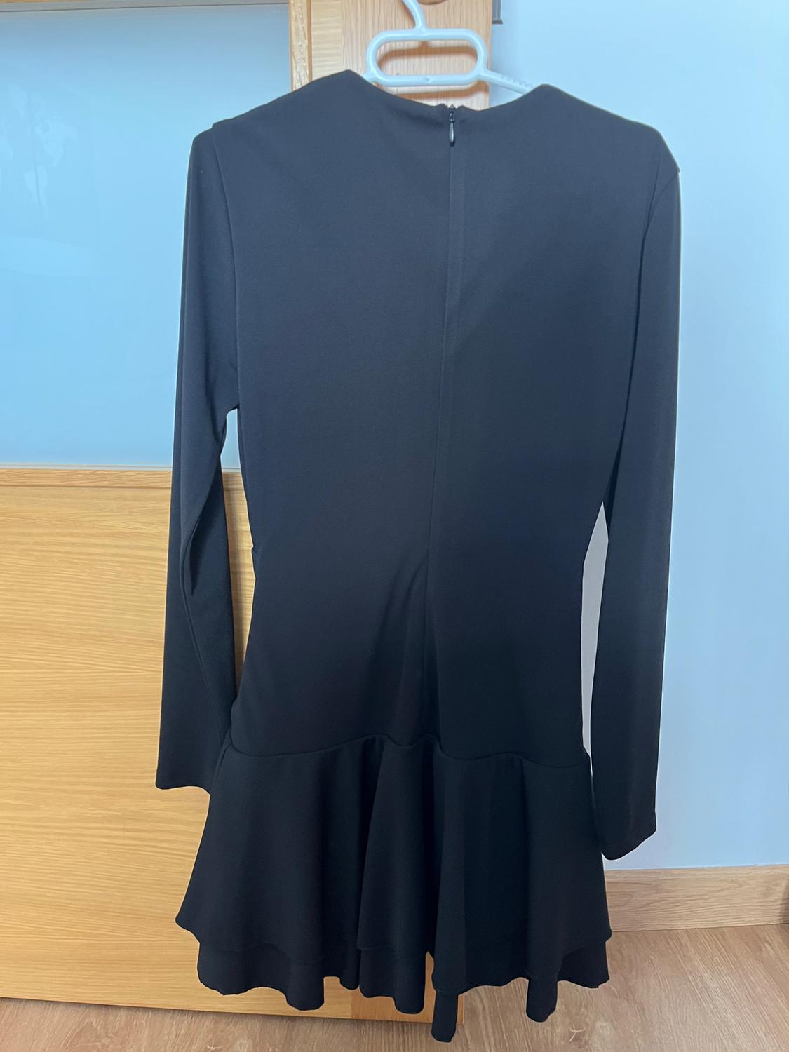 VESTIDO MONO . CON CREMALLERA DETRÁS Y FORRO Y FALDA PANTALÓN - Image 2