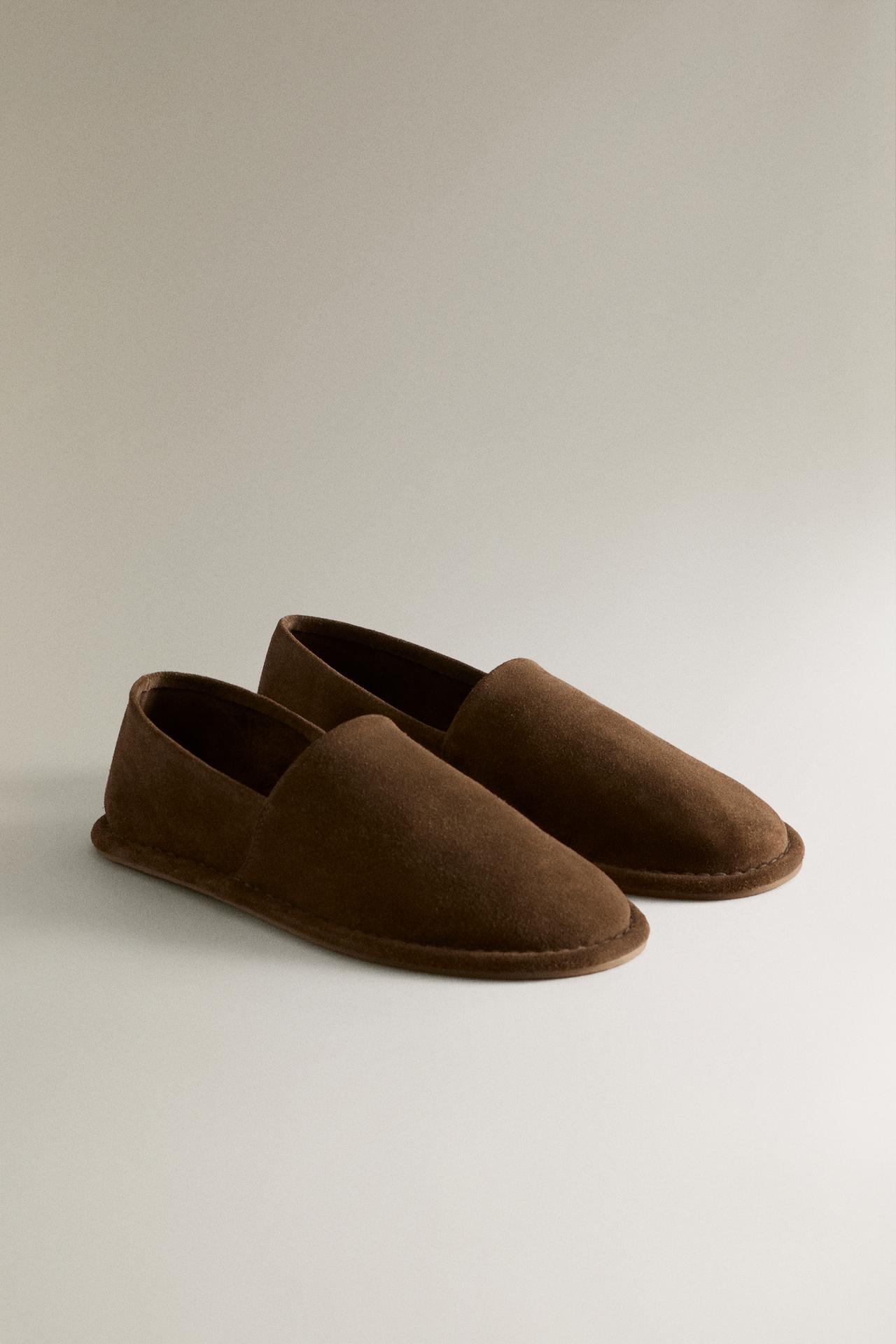 LEATHER MOROCCAN SLIPPERS — Brown