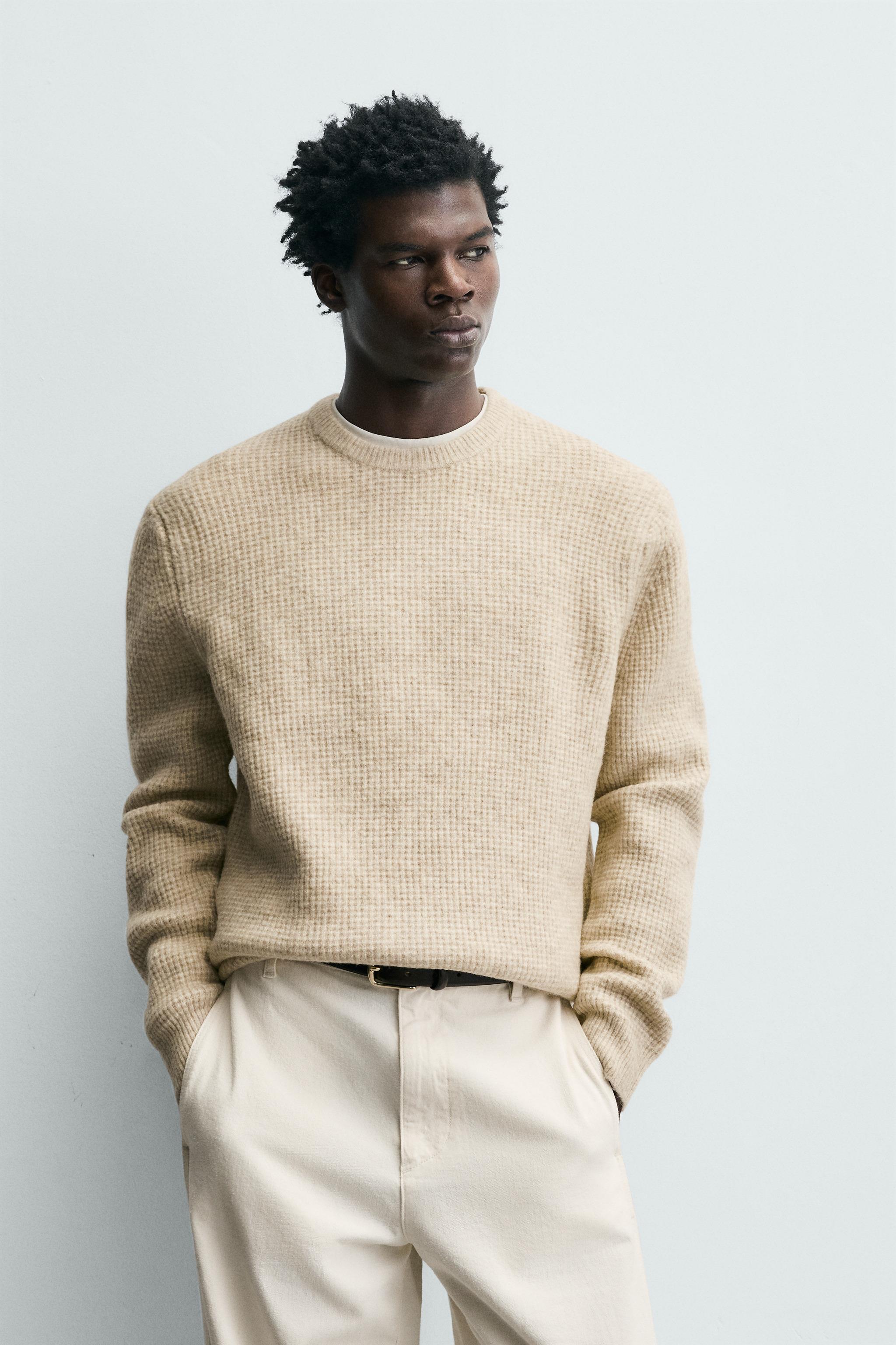 REGULAR FIT WAFFLE TEXTURED JUMPER - Ecru | ZARA Canada