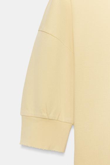 T-SHIRT CÔTELÉ MANCHES AMPLES - Jaune moyen de Zara - Image 8