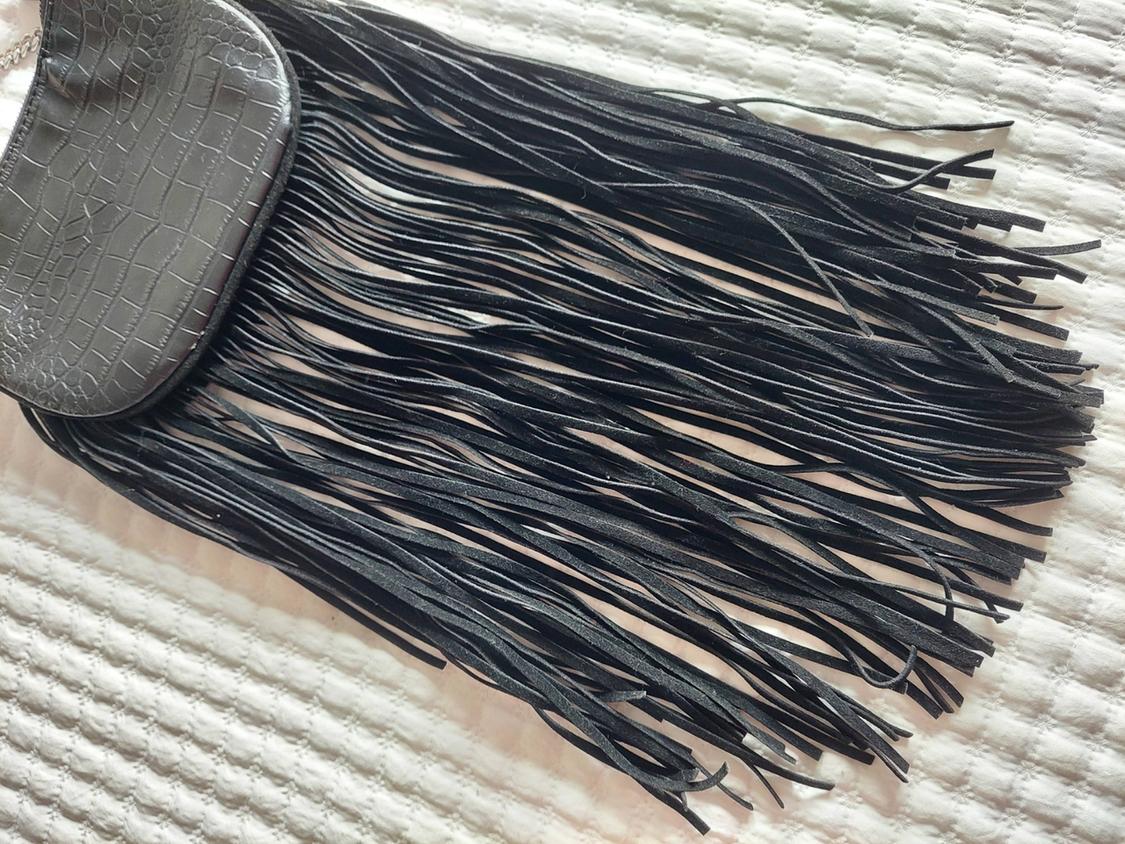 BLACK FRINGE BAG - Image 3