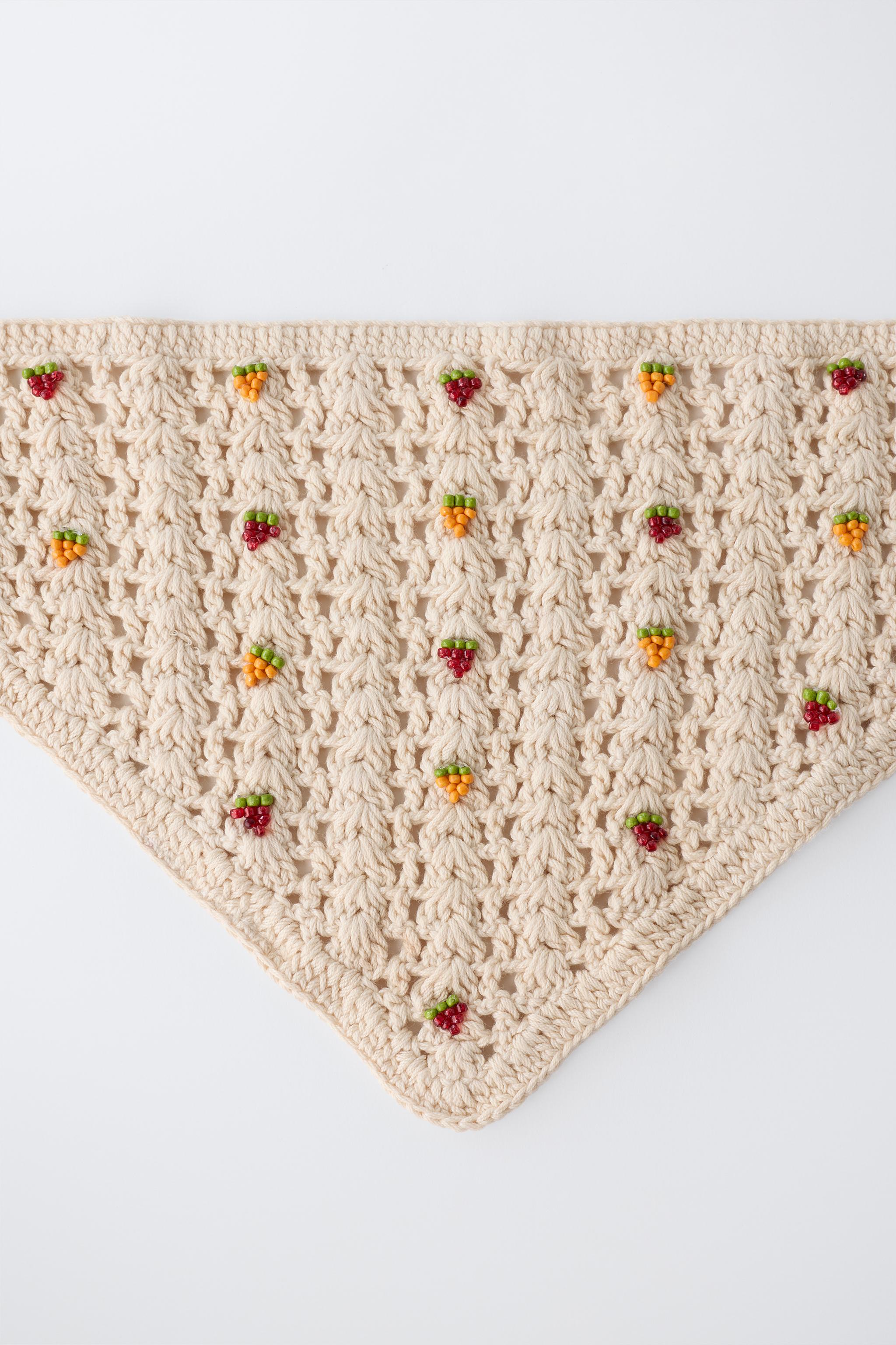 CROCHET FRUIT KNIT BANDANA — Ecru (alternate view)