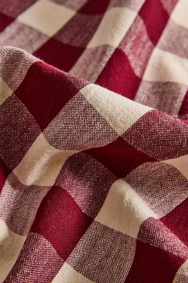 PACK OF LARGE CHECK NAPKINS (PACK OF 2) - Burgundy by Zara - Image 3