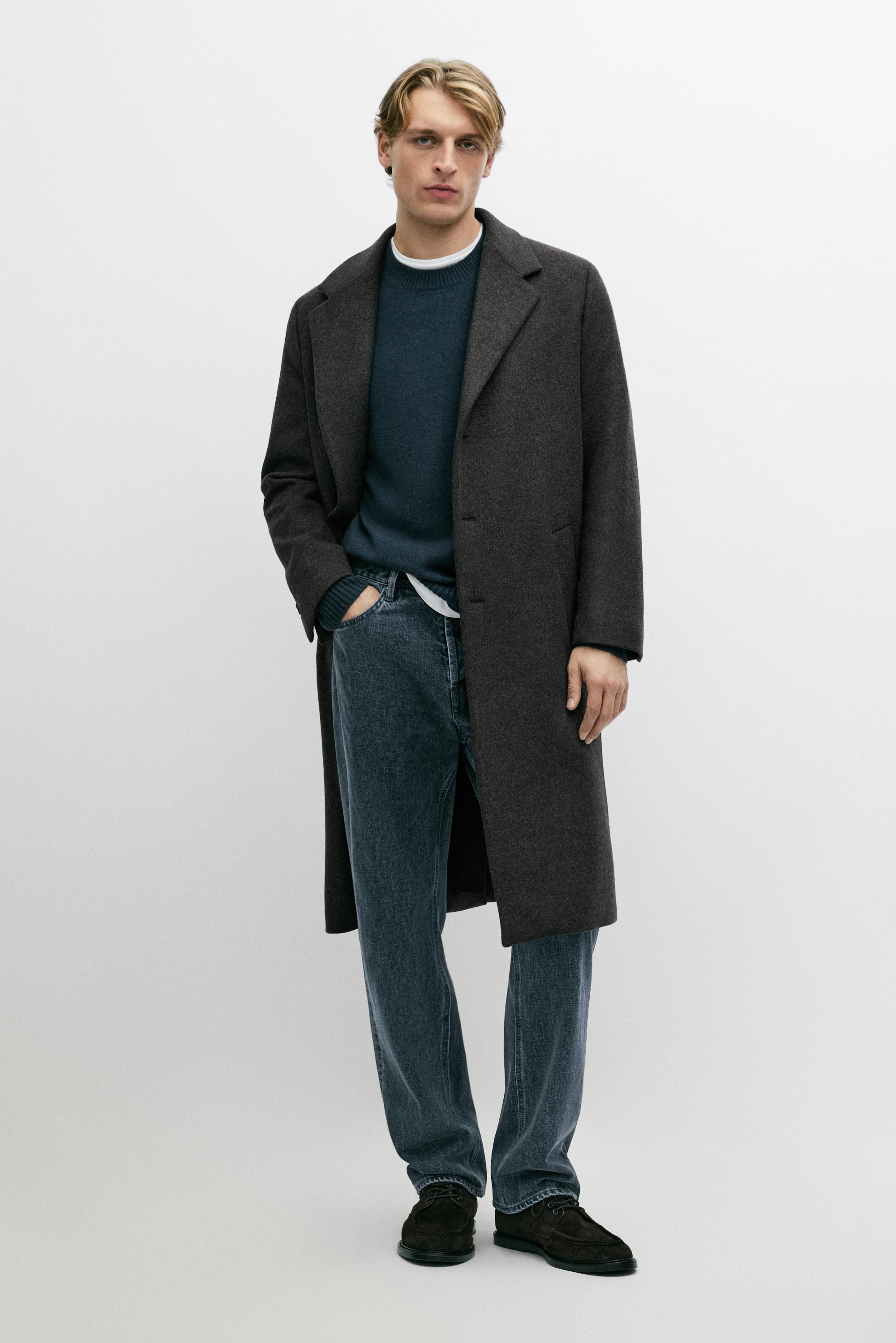 100% wool coat with lapel collar