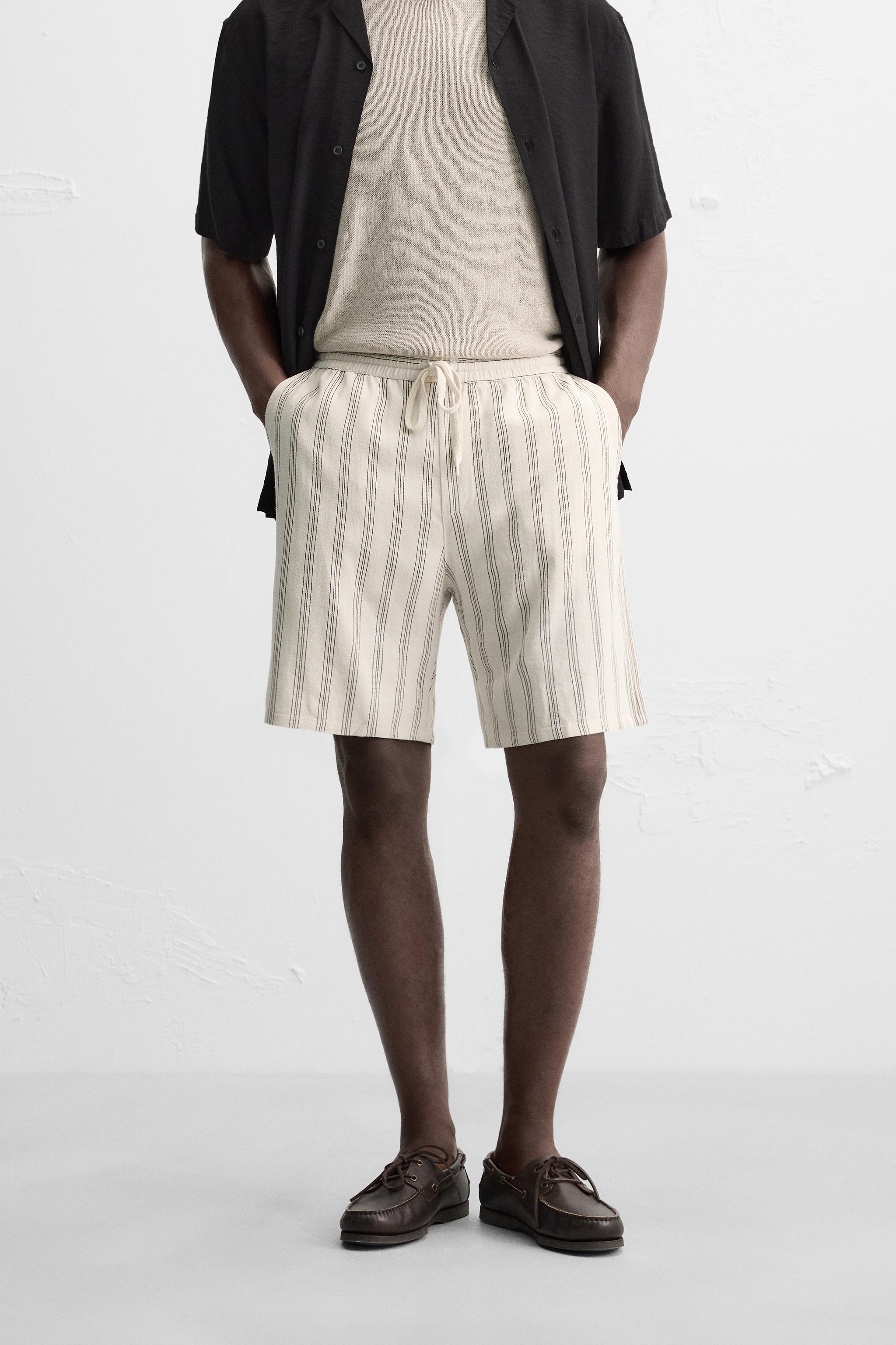 ZARA【NEW】BUTTON DETAIL BERMUDA SHORTS IN A LINEN BLEND HIGH-WAIST LINEN BLEND BERMUDA SHORTS - Light beige | ZARA