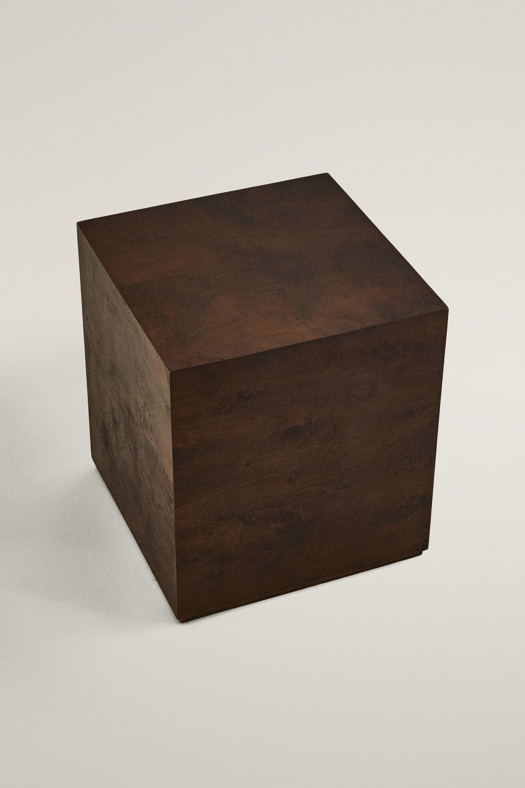 BURL WOOD CUBE TABLE