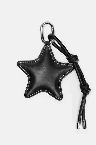 STAR CHARM - Black by Zara