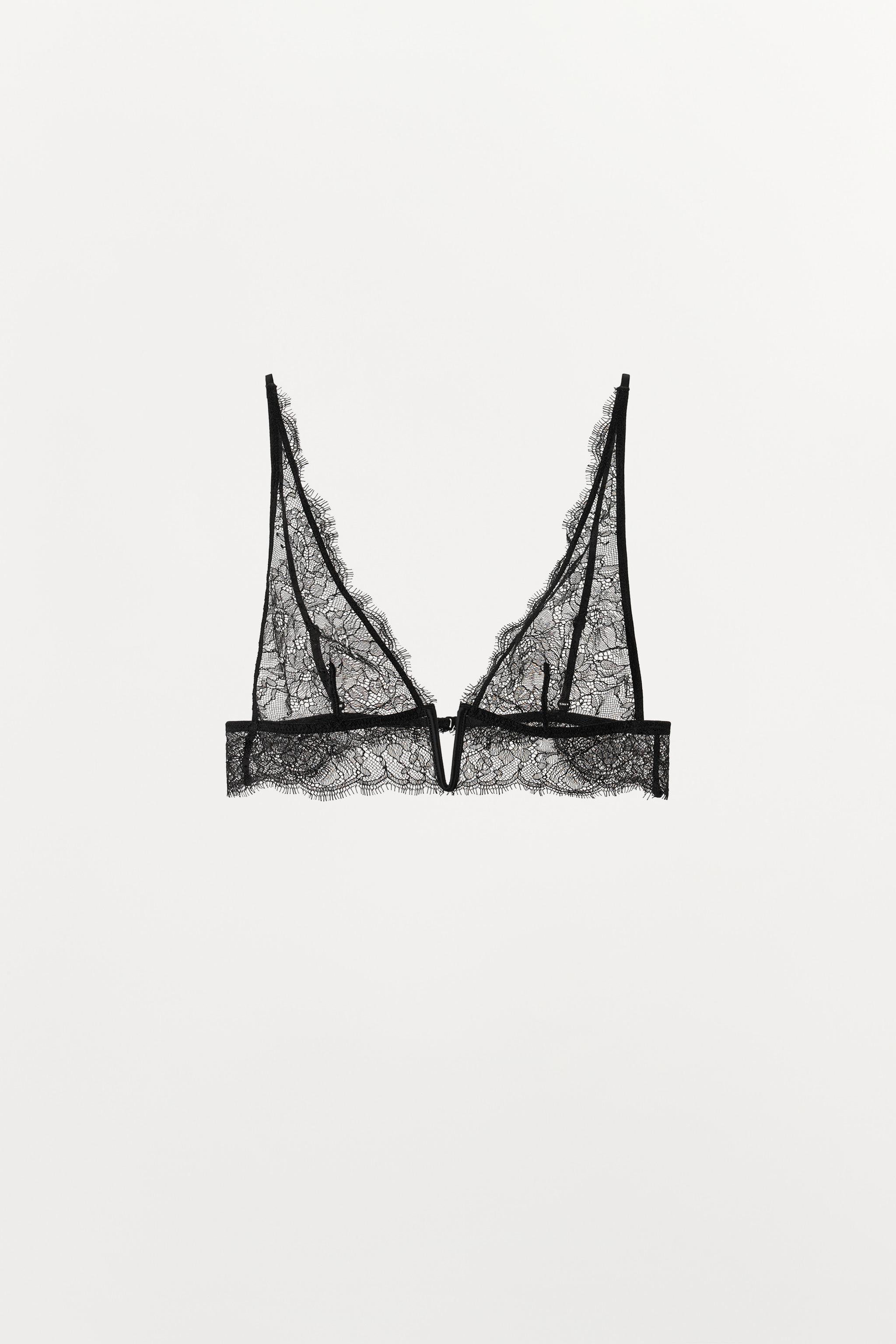LACE TRIANGLE BRA