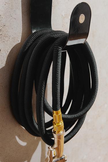 GARDEN HOSE STAND - Black by Zara