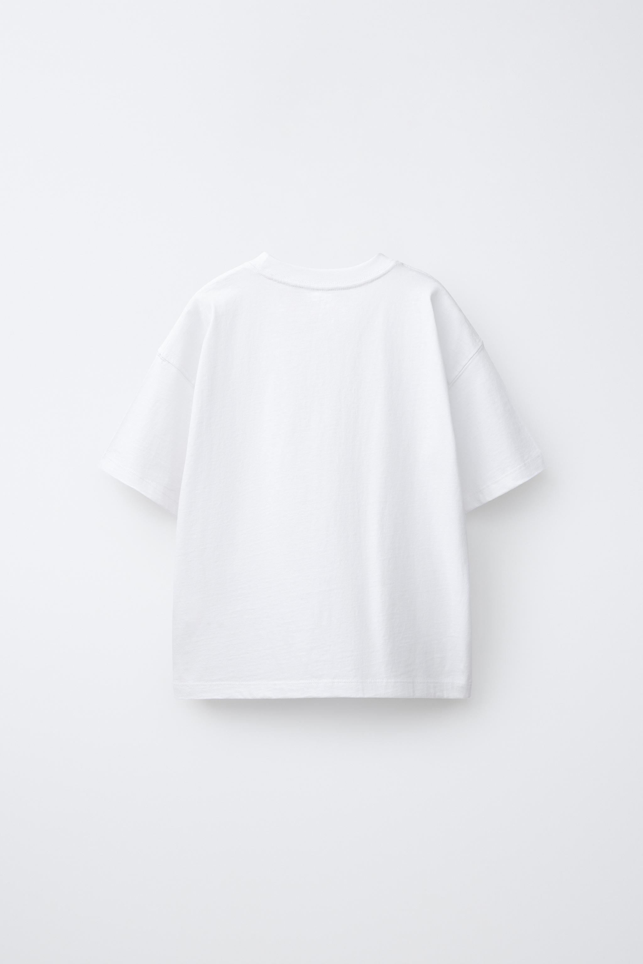 T-SHIRT VARSITY GRAFFITI