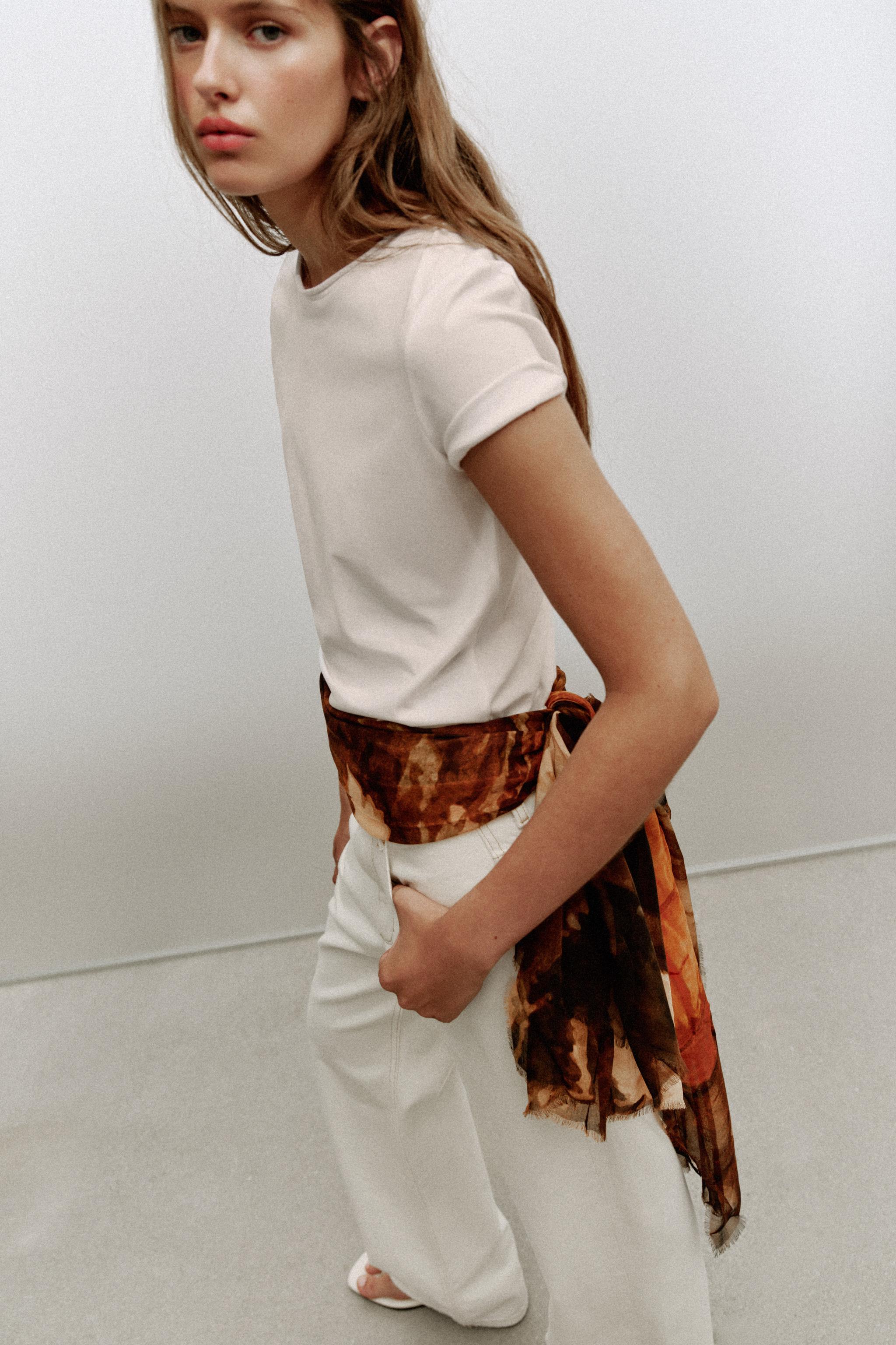 BUTTERFLY PRINT MODAL SILK SCARF — Brown