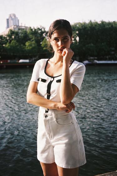 T-SHIRT WITH CONTRAST TRIMS - White by Zara