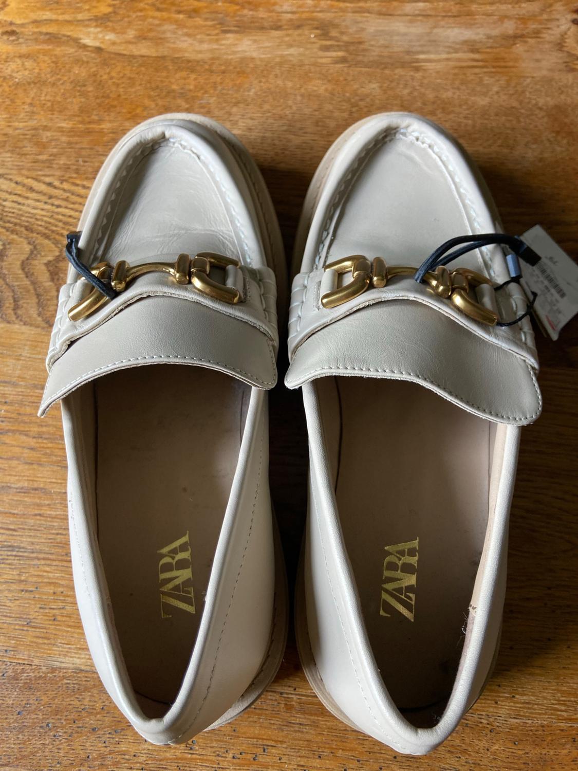 LEATHER TRACK SOLE LOAFERS WITH BUCKLE - Image 7