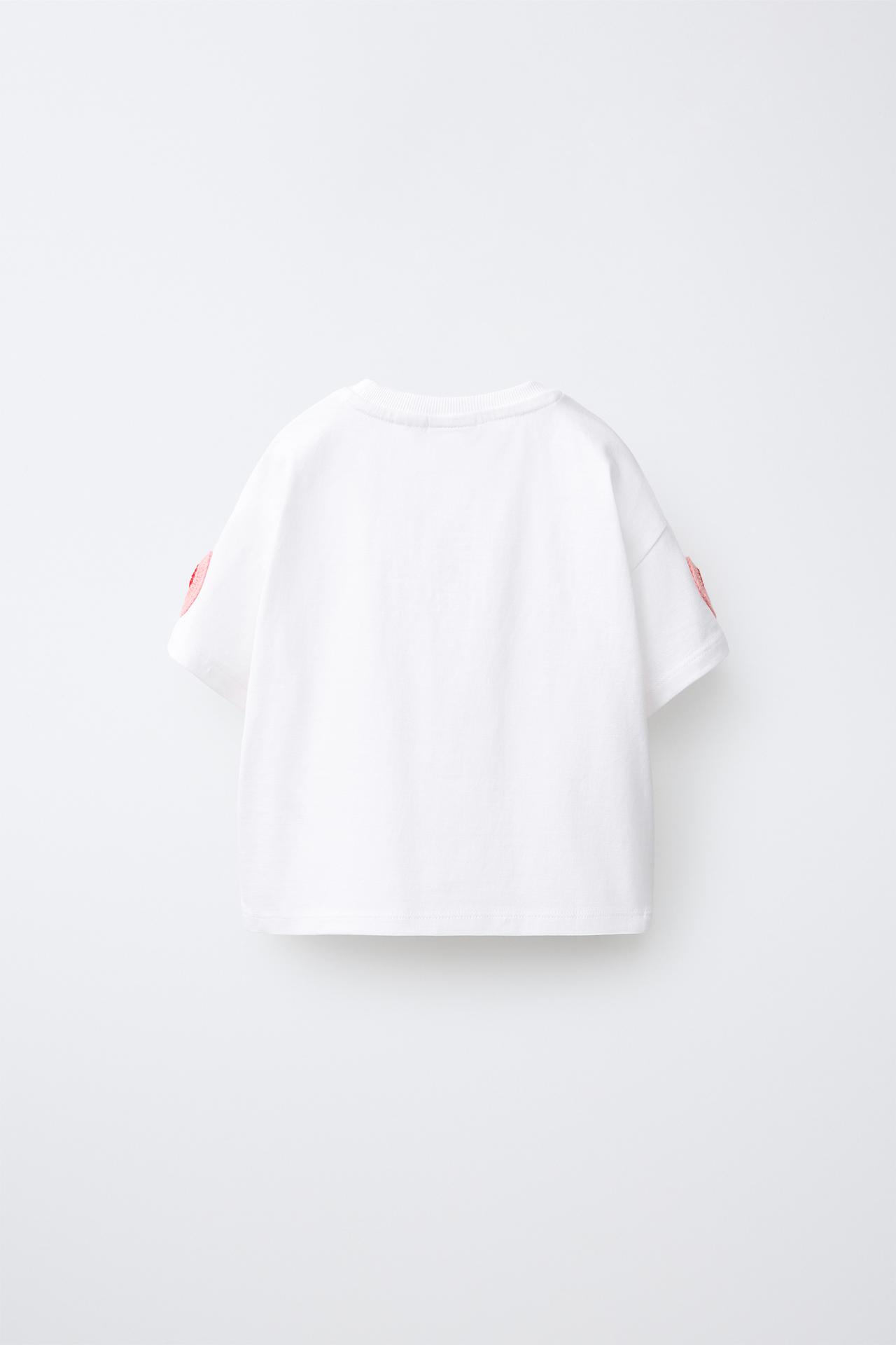 CROCHET FLOWER APPLIQUÉ T-SHIRT — White