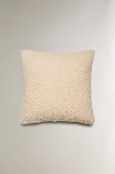 CHRISTMAS TARTAN CUSHION COVER - Ecru / Red by Zara - Image 2