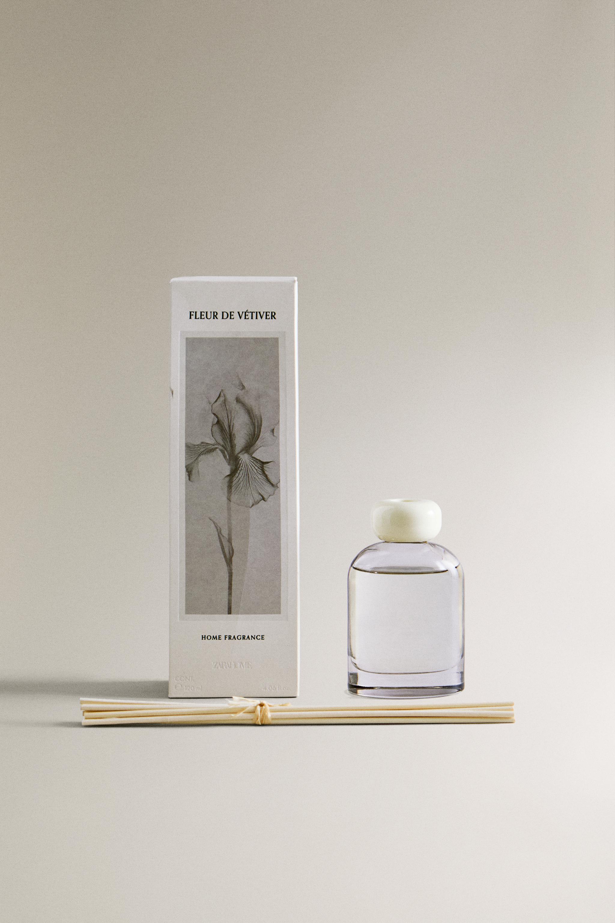 4.06 oz) FLEUR DE VÉTIVER SCENTED REED DIFFUSER - Gray / Beige