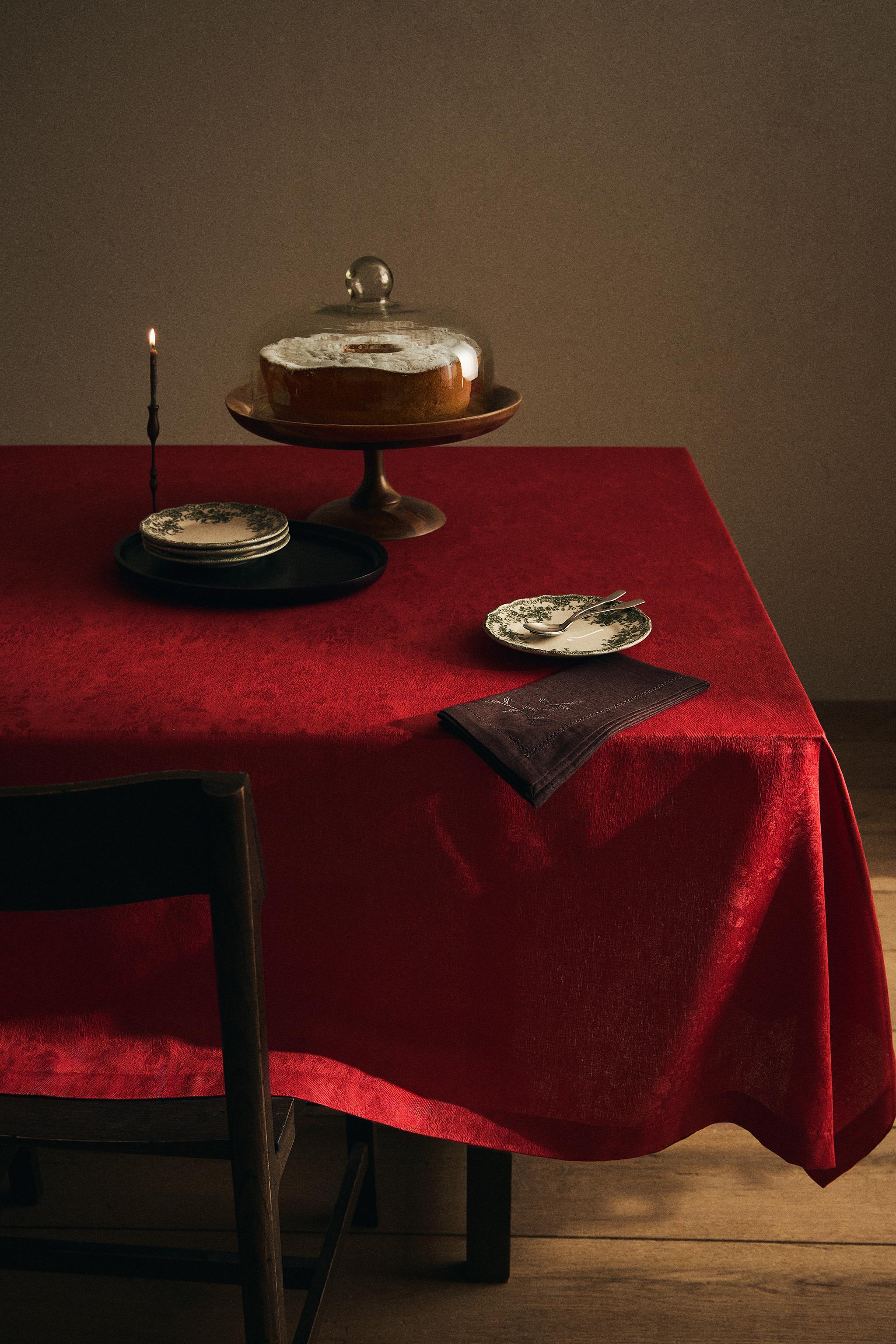 さえら　アキアカネテーブルクロス テーブルクロス & ナプキン | ZARA 日本