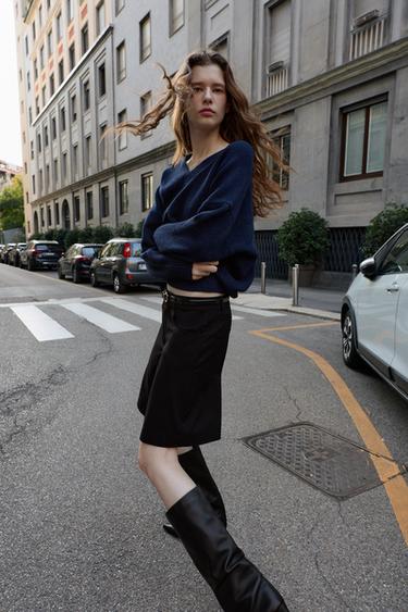 SHORT LONG ÉVASÉ - Noir de Zara - Image 2