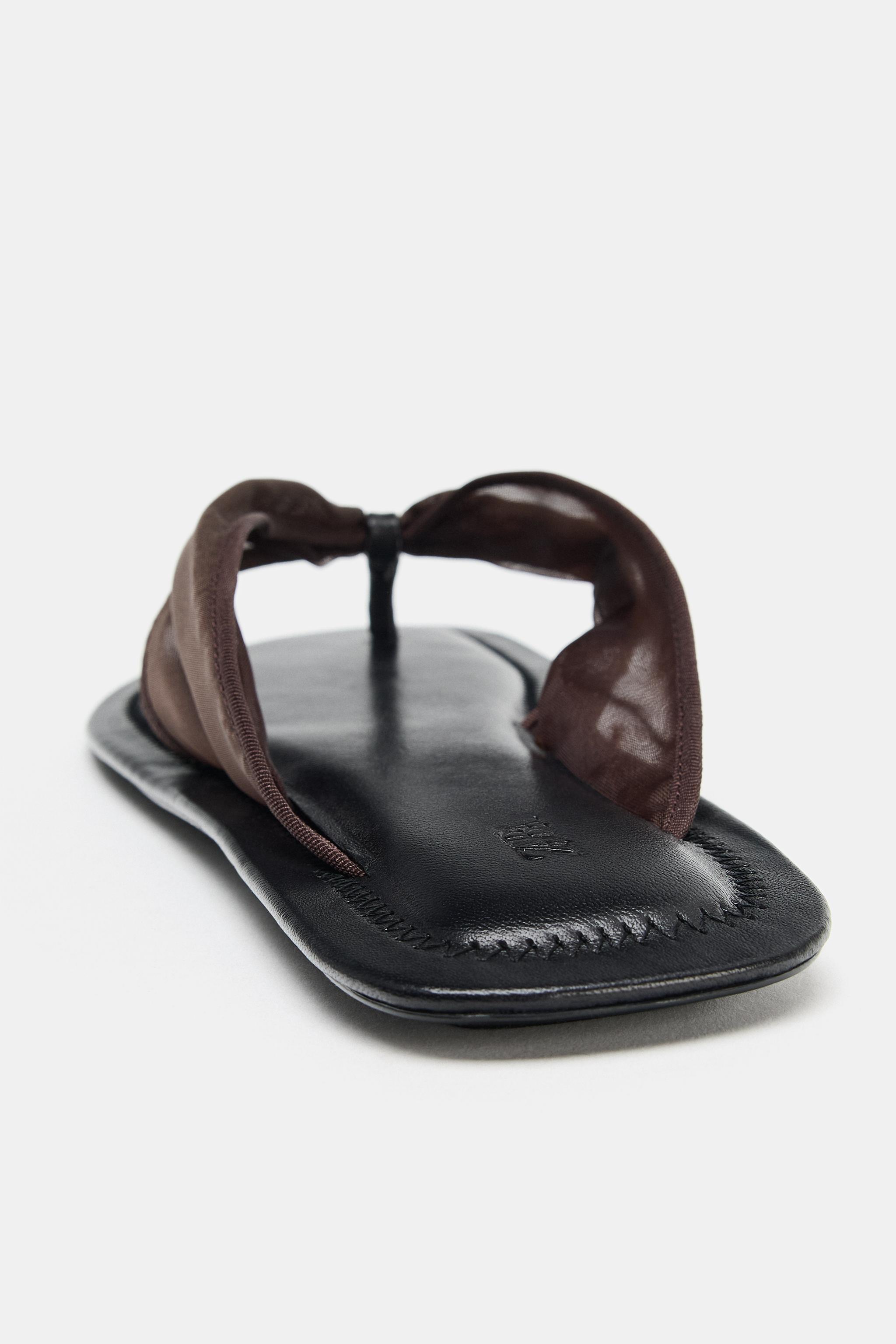 SANDALES PLATES EN TISSU MESH
